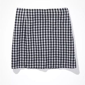 Gingham mini skirt, navy and white